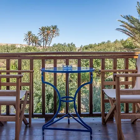 Delfini Hotell Adamantas (Milos)